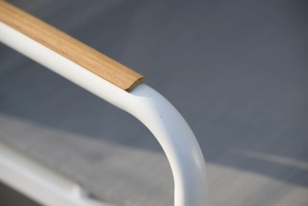 Aliumininis šviesus kėdės rėmo priekis